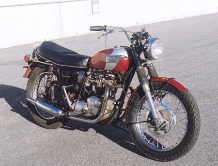 Triumph Bonneville -70